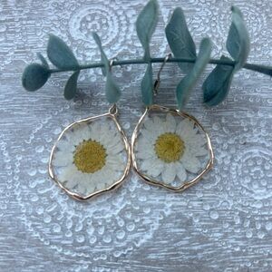 Gold and White Daisy Earrings
